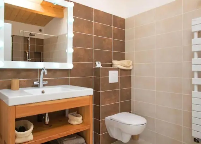 Independante Avec Salle De Bain Apartment